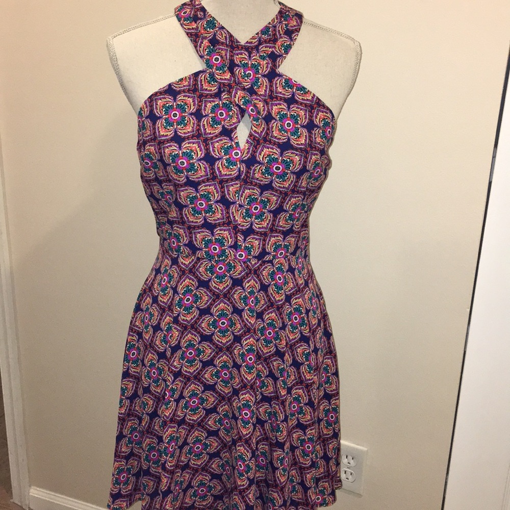 Express Keyhole Halter Floral Print Dress